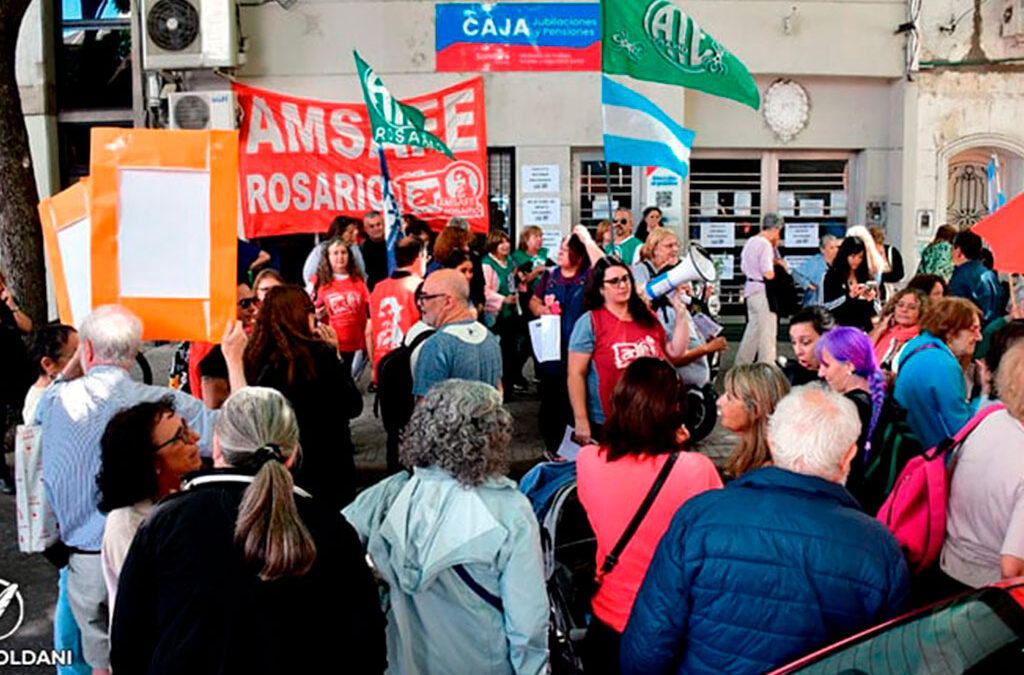 ATE Rosario y Amsafe Rosario denunciaron frente a la Caja de Jubilaciones que el aporte solidario es “un robo”