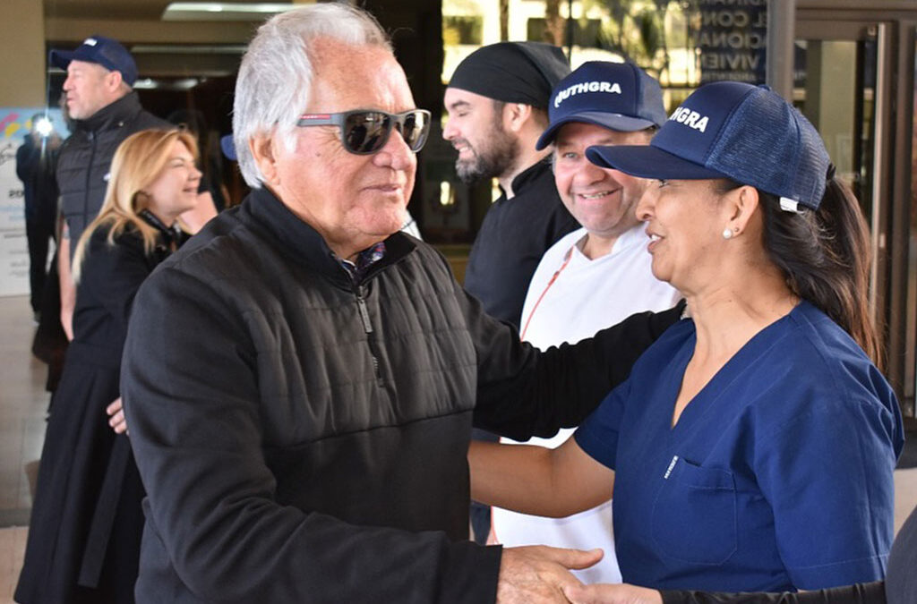 Barrionuevo logró nuevos aumentos salariales para un sector de los gastronómicos