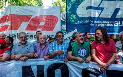 Las CTA y movimientos sociales se movilizaron a Plaza de Mayo: «Trabajamos en la construcción de la unidad»