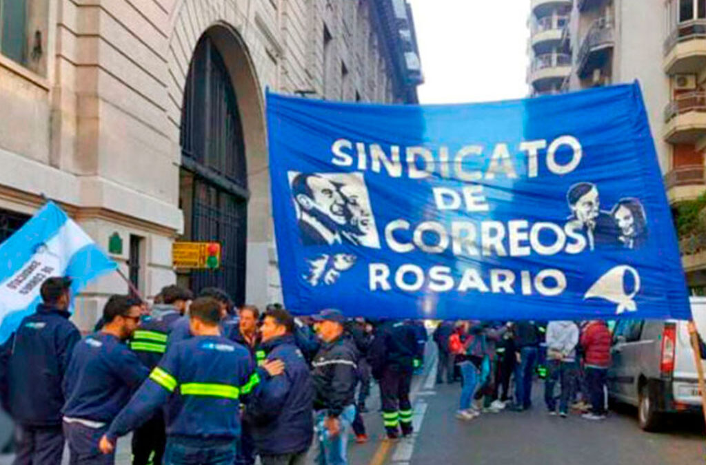 En medio de la incertidumbre, trabajadores del Correo acordaron aumento del 6,2% para noviembre
