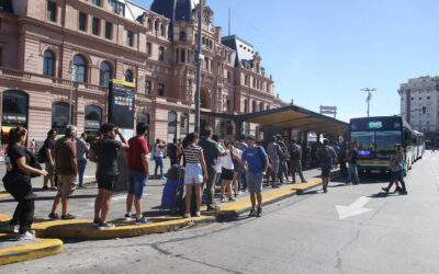 La UTA se reúne el lunes con los empresarios, el Gobierno no aumenta subsidios ni habilita una suba del boleto y vuelve la amenaza de paro