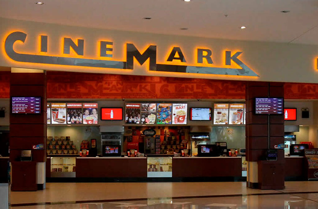 SUTEP cierra un aumento salarial del 13% para los exhibidores cinematográficos