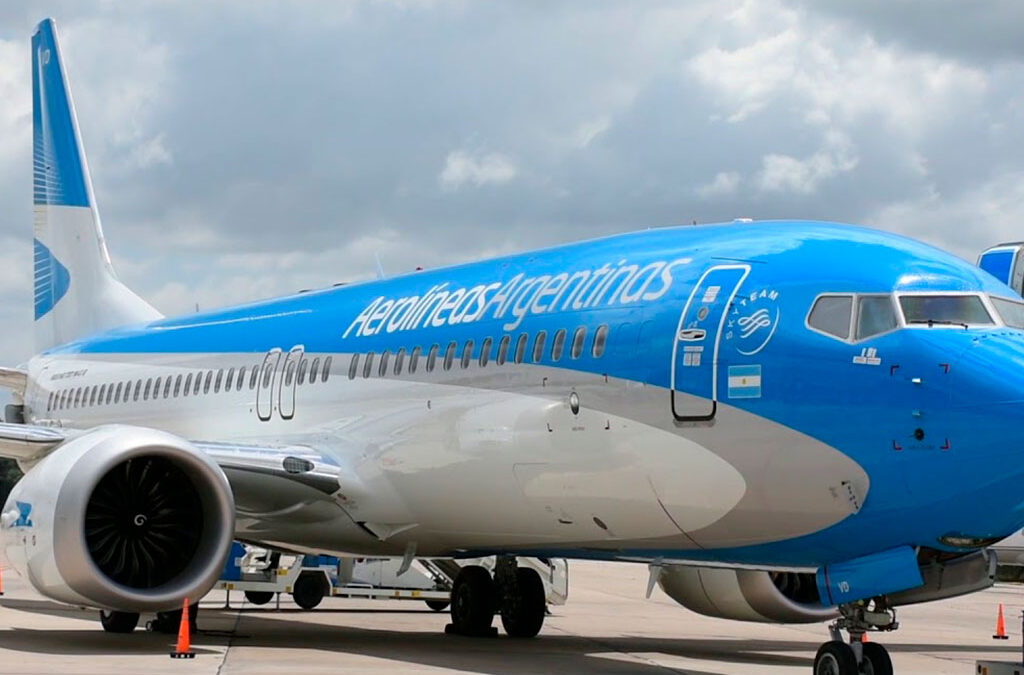 Aeronáuticos critican al Gobierno por su postura “caprichosa y contradictoria” con Aerolíneas Argentinas
