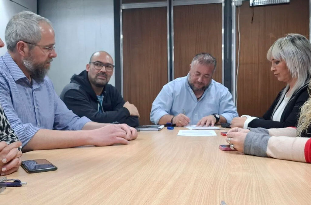 El Gobierno definió la fecha de reapertura de paritarias para los estatales