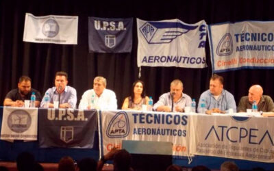 Aerolíneas Argentinas: con sueldos que no se tocan desde octubre, podría terminarse la tregua con los gremios