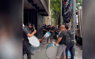 El gremio de televisión rechazó los despidos y movilizó a la productora La Corte