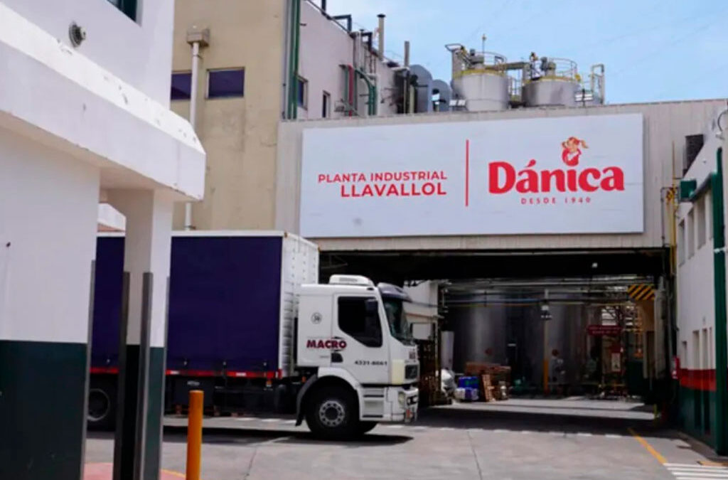 Dánica: Llegan cartas documento a unos 150 operarios pero el resto de los trabajadores sigue cobrando mientras el sindicato negocia por los puestos de trabajo