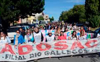Asumió la nueva conducción del gremio docente ADOSAC y pidieron apertura de paritarias