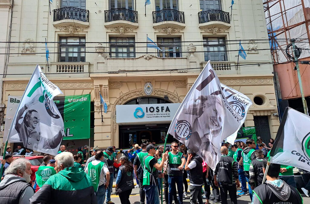 ATE prepara medidas de fuerza: el Gobierno despide a 200 trabajadores de la única obra social estatal