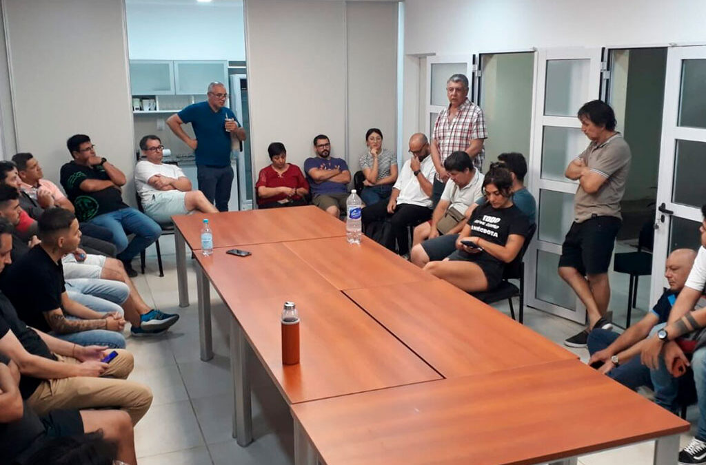 El ajuste ya impacta en las provincias: Chaco despide a casi un centenar de trabajadores de medios públicos