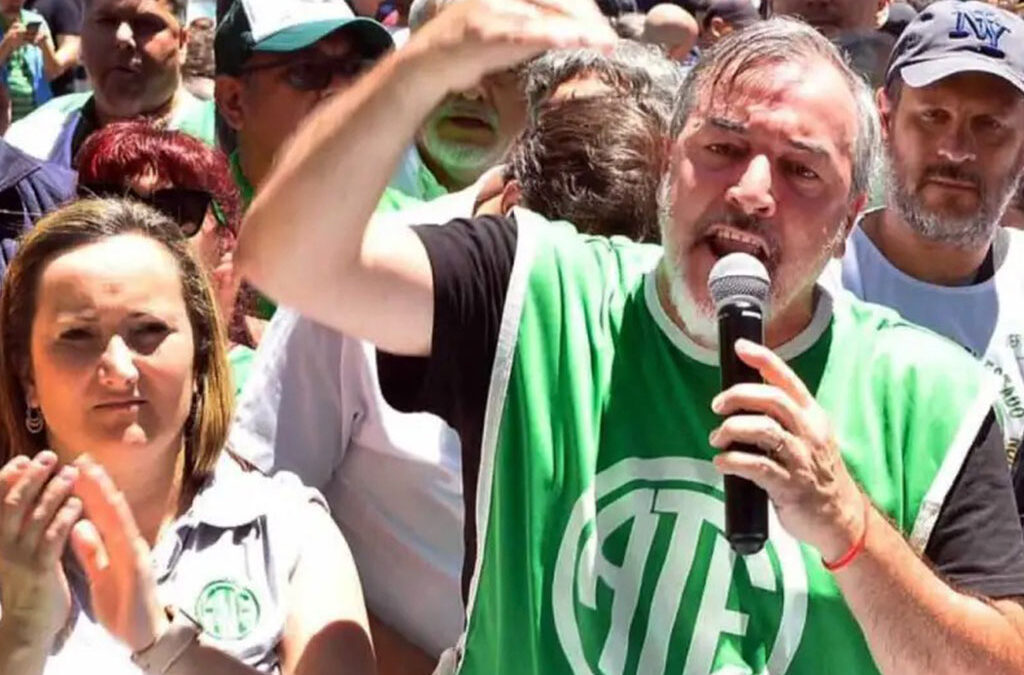 Rodolfo Aguiar: «La reforma sindical la tenemos que hacer los trabajadores, no los Tetaz de la vida»