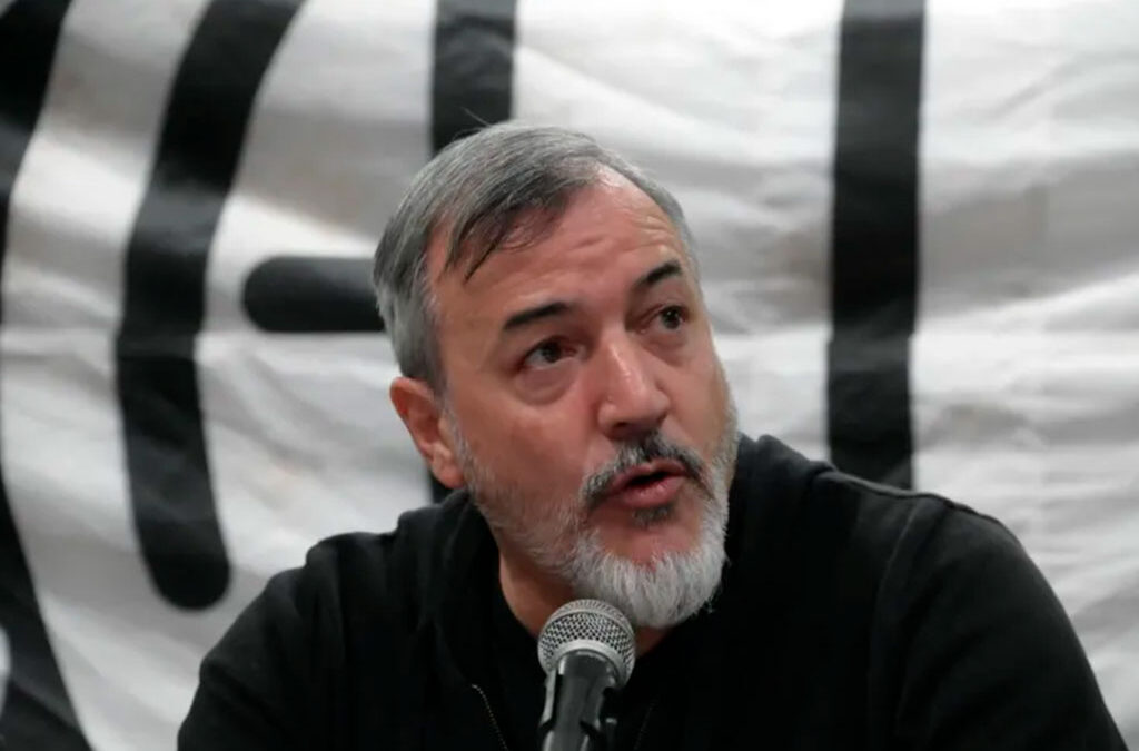 Aguiar apuntó contra Milei por el techo a las paritarias: «En el reino de la libertad, no son libres»