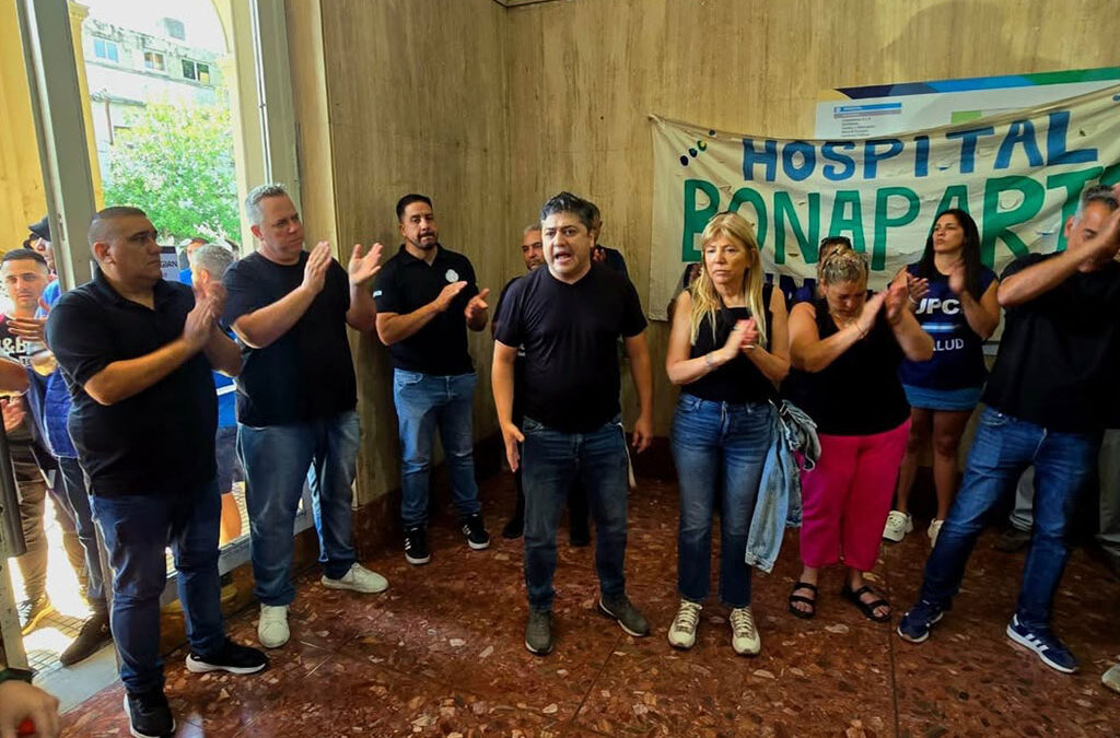 UPCN denunció el despido de la mitad del personal del Hospital Bonaparte y se mantiene en alerta