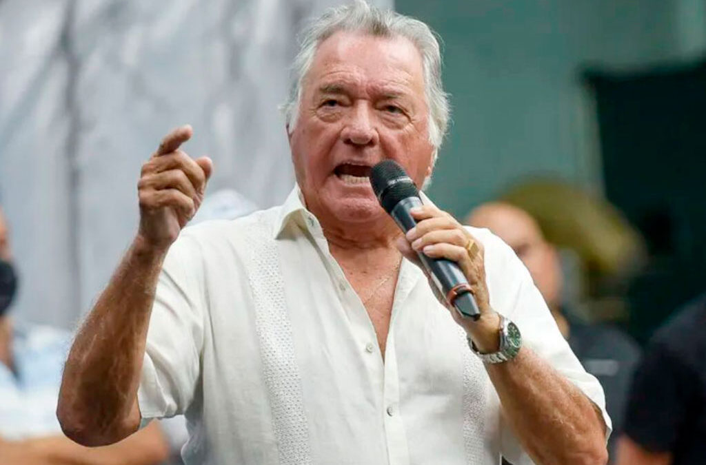 El armado de Luis Barrionuevo ya empieza a hacer ruido en Catamarca y empieza a salpicar hasta a Raúl Jalil