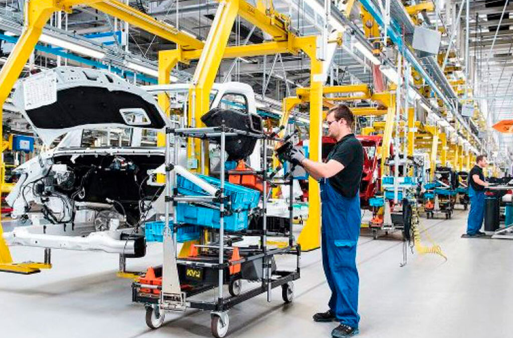 Mercedes-Benz se retira del país tras más de 70 años: preocupación entre sus trabajadores