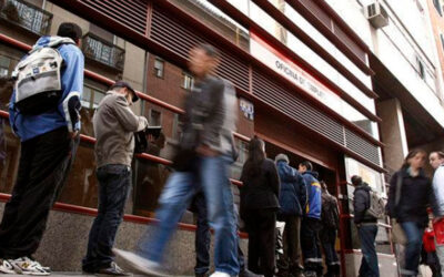 El pedido de subsidios por desempleo se disparó 60% en el 2024: qué puede pasar este año