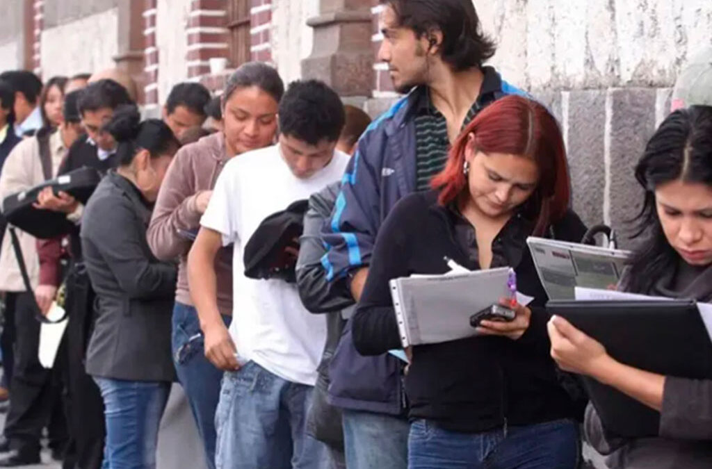 Despidos y ajuste: el pedido de subsidios por desempleo se disparo un 60% en un año