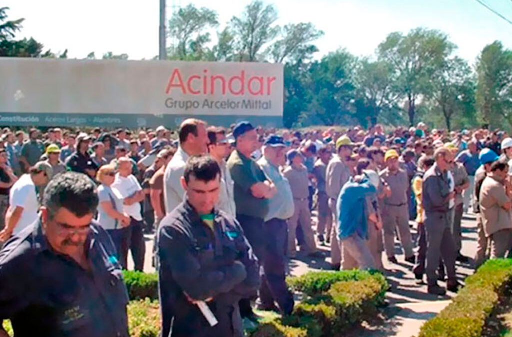 Preocupados por los recientes 150 retiros voluntarios en Acindar, la UOM le reclama al Gobierno proteger los empleos