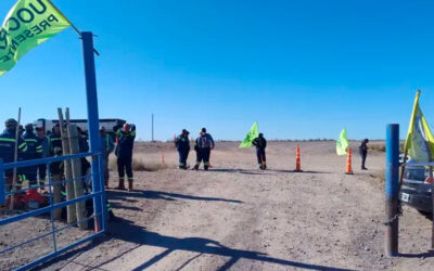 Tensión en Vaca Muerta: UOCRA bloqueó el ingreso a un oleoducto
