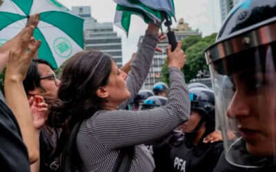 Abrazo al Ministerio de Salud: ATE denunció represión por parte de la Policía
