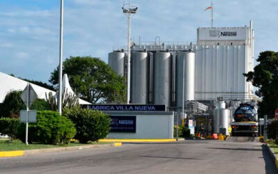 Nestlé confirmó que paraliza una planta en Córdoba por sobrestock y desde el gremio alertaron que la crisis llegó a la alimentación: «Imaginate el resto de los rubros»