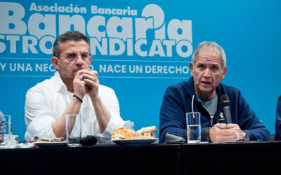 Bancarios apuntan a la «falta de idoneidad» de Milei: «Partícipe necesario de una estafa de un negocio privado»