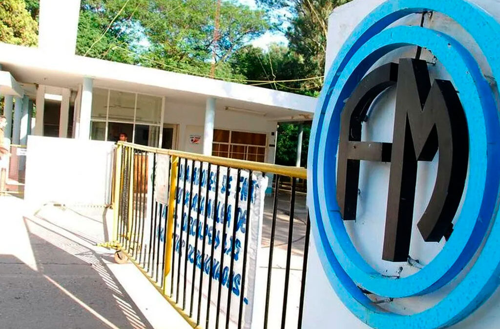 Más ajuste en el Estado: el Gobierno cierra plantas de Fabricaciones Militares y remata equipos y vehículos