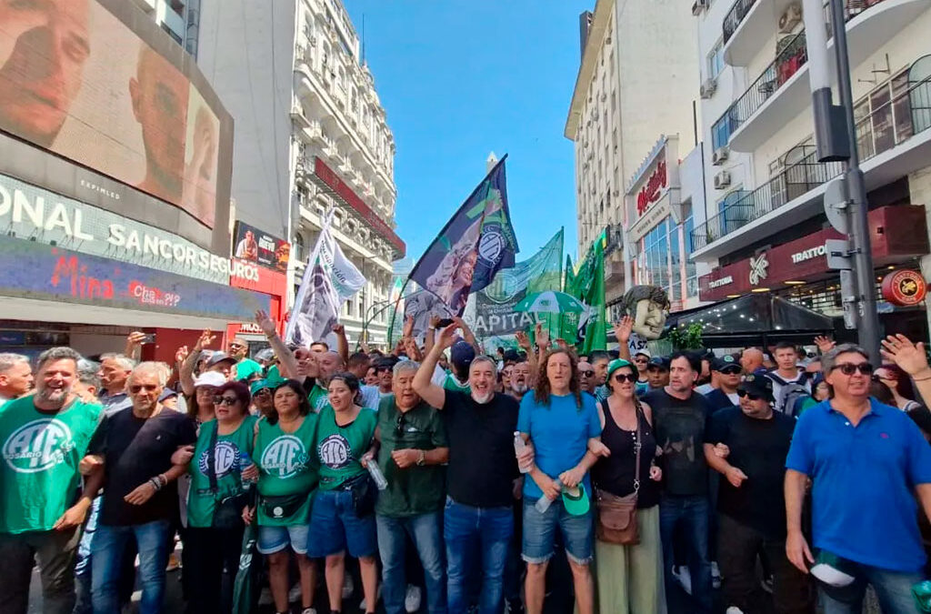 ATE se movilizó al PAMI y advirtió que corren riesgo 2.800 puestos de trabajo a fin de mes: «No podemos dar tregua»