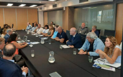 Gremios docentes rechazaron el aumento del Gobierno y sostienen las medidas de fuerza