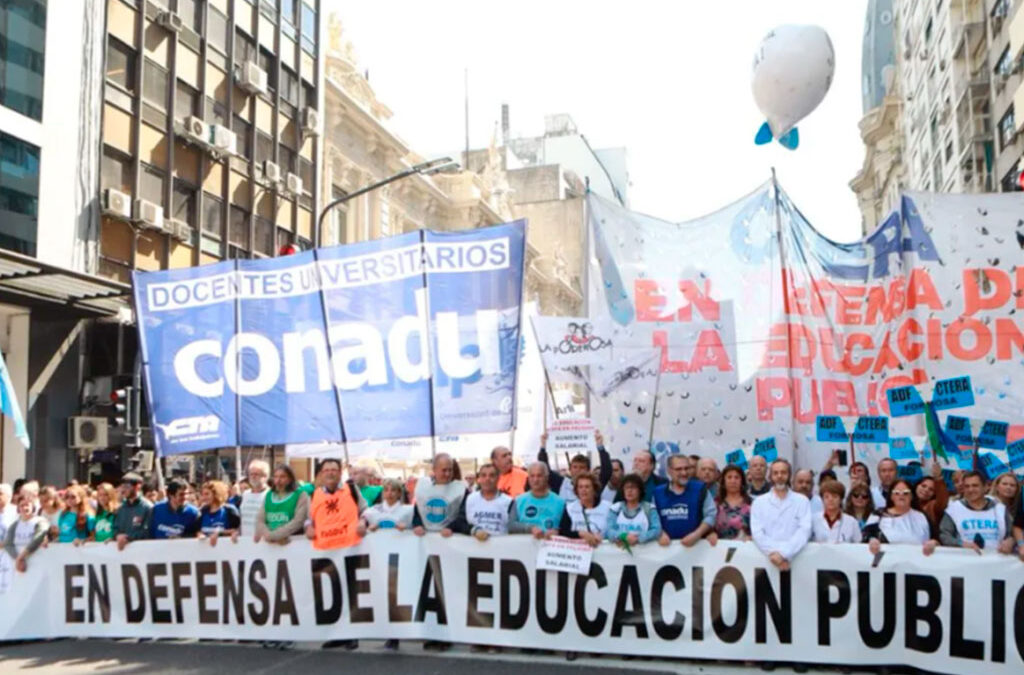 Advertencia de los docentes universitarios: «No podemos comenzar el año»