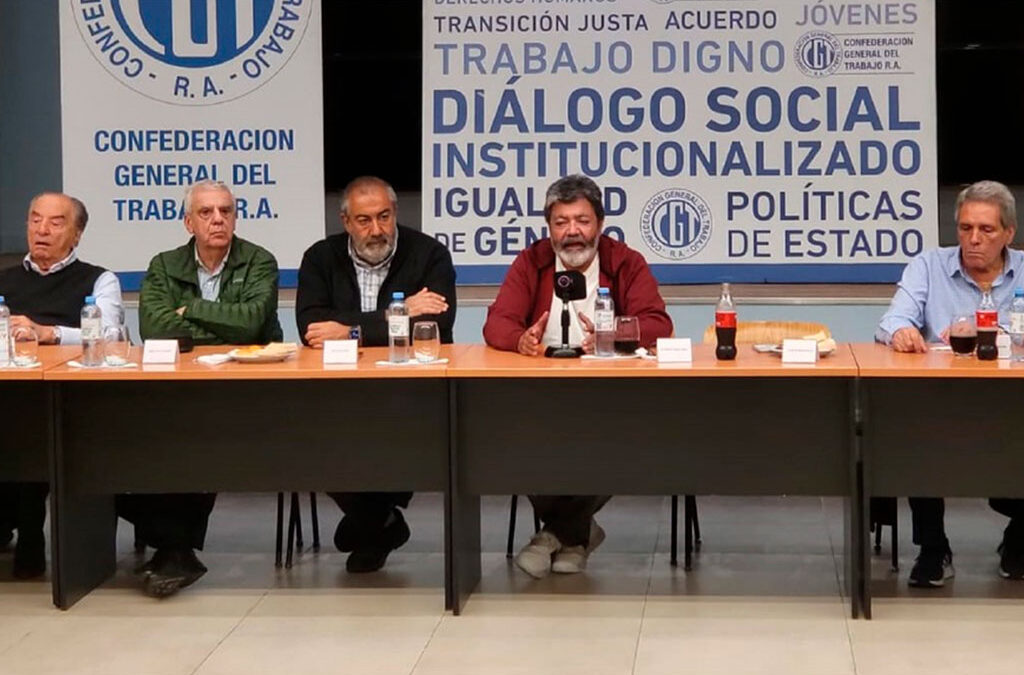 La crisis de las obras sociales desató un «sálvese quien pueda» en el universo sindical que beneficia al Gobierno: «No hay un espíritu colectivo»