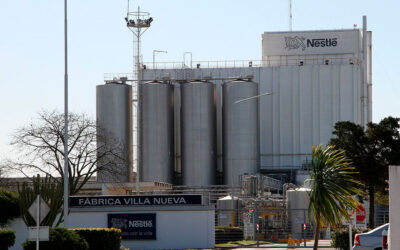 Ola de despidos en la alimentación: Nestlé desafectó trabajadores en plena madrugada