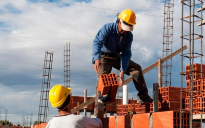 Cae el empleo registrado y se reduce la cantidad de empleadores que aportan a ART