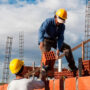 Cae el empleo registrado y se reduce la cantidad de empleadores que aportan a ART