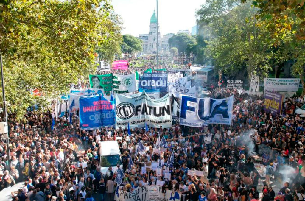 Universitarios ratificaron el paro de 48 horas y anunciaron que marcharán con jubilados el próximo miércoles: «No tenemos presupuesto universitario por una decisión política del Gobierno Nacional»