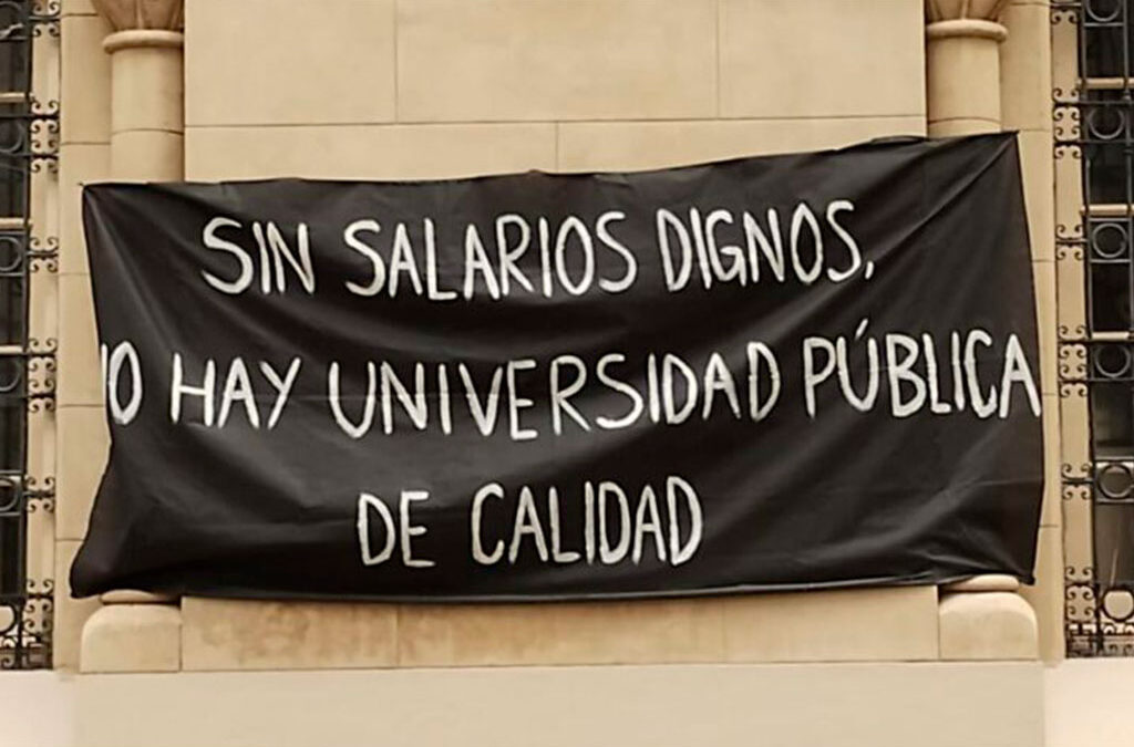 El paro en las universidades superó el 90% de adhesión y los gremios piden paritarias “urgente” para recomponer salarios