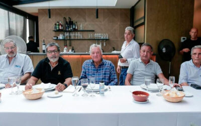 Barrionuevo se mete a embarrar la cancha en la CGT a días del nuevo paro general