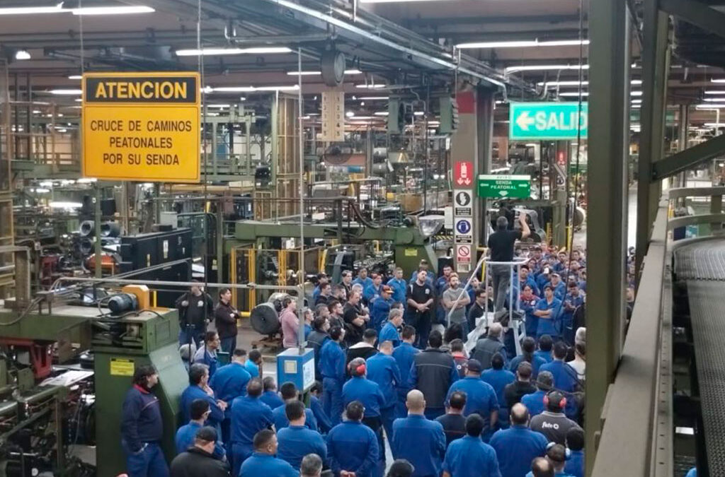 El gremio del neumático va a un paro total de actividades en FATE ante despidos