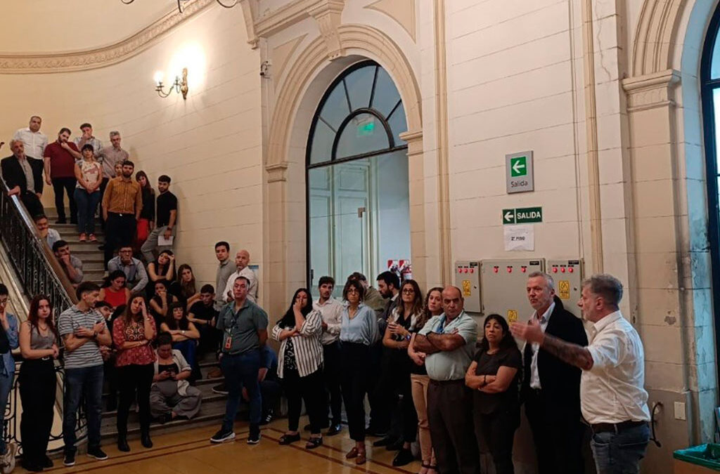 Aduaneros intensifican el plan de lucha y lanzan nuevos paros en la ex AFIP