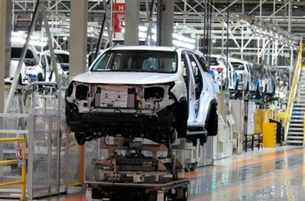 Volvió a bajar la producción automotriz a pesar de la suba en las ventas que hubo en marzo
