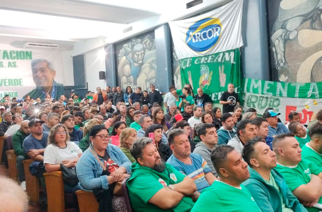 El Sindicato de la Alimentación votó movilizar y parar el jueves contra el ajuste de Milei