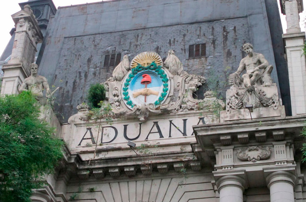Los trabajadores de la Aduana paran 48 horas esta semana por reclamos salariales