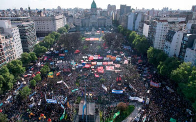 Las universidades preparan una nueva Marcha Federal Universitaria para mayo en defensa del salario de docentes y no docentes