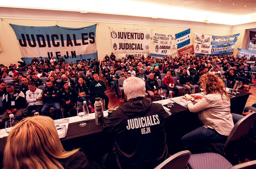 Los judiciales vuelven al paro por los salarios: “Llevamos perdido un 31,26%”