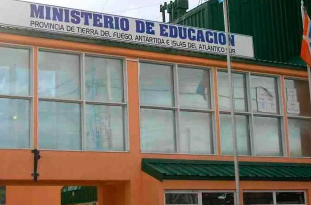 El Ministerio de Educación dio respuesta a la solicitud del SUTEF