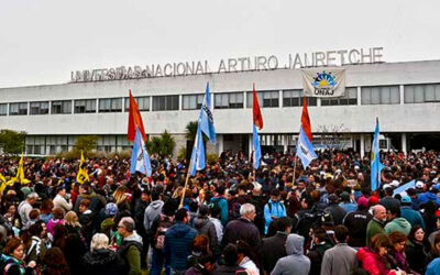 Emergencia en la UNAJ: docentes renuncian y caen las inscripciones por la crisis salarial