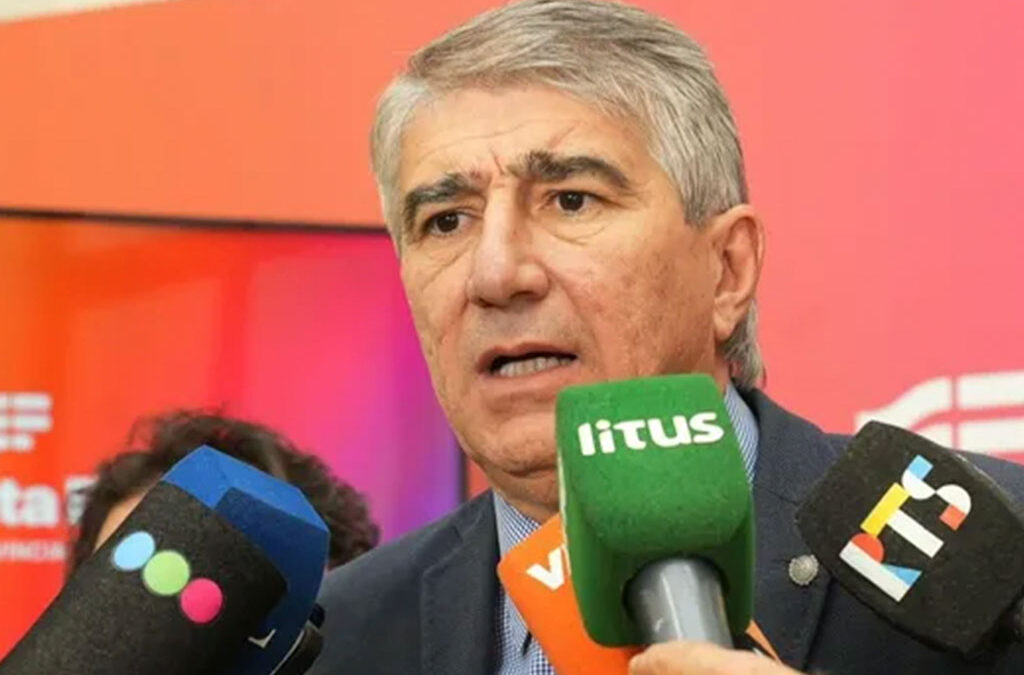 El gobierno de Santa Fe anunció cómo pagará el aumento a los estatales y docentes