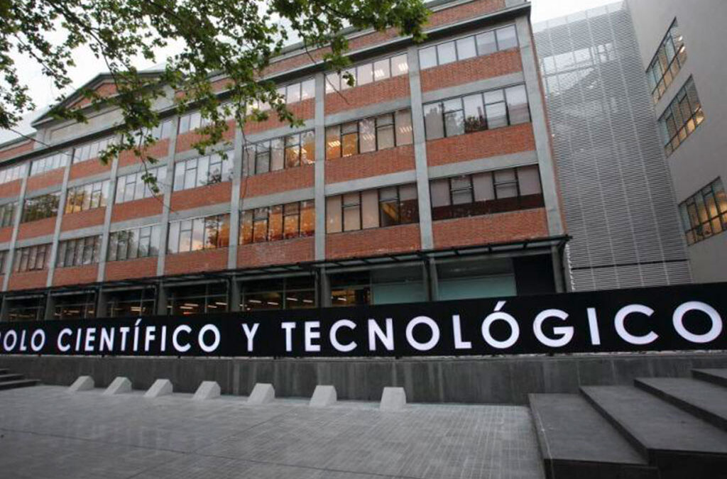Científicos del CONICET se preparan para movilizar y juntan plata para comprar máscaras antigas