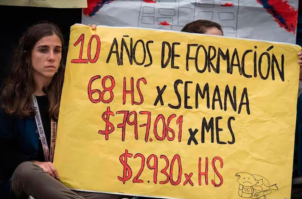 Anunciaron aumento para residentes del Garrahan, pero los gremios advierten que agrava la situación