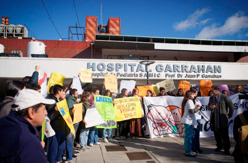 Hospital Garrahan: El Gobierno convocó a los gremios a una audiencia este jueves para destrabar el conflicto